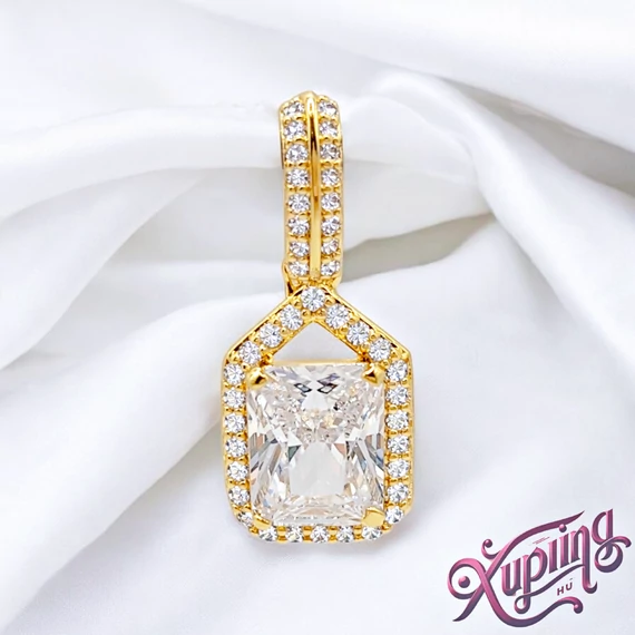 Regalyn 18K XP köves medál clear